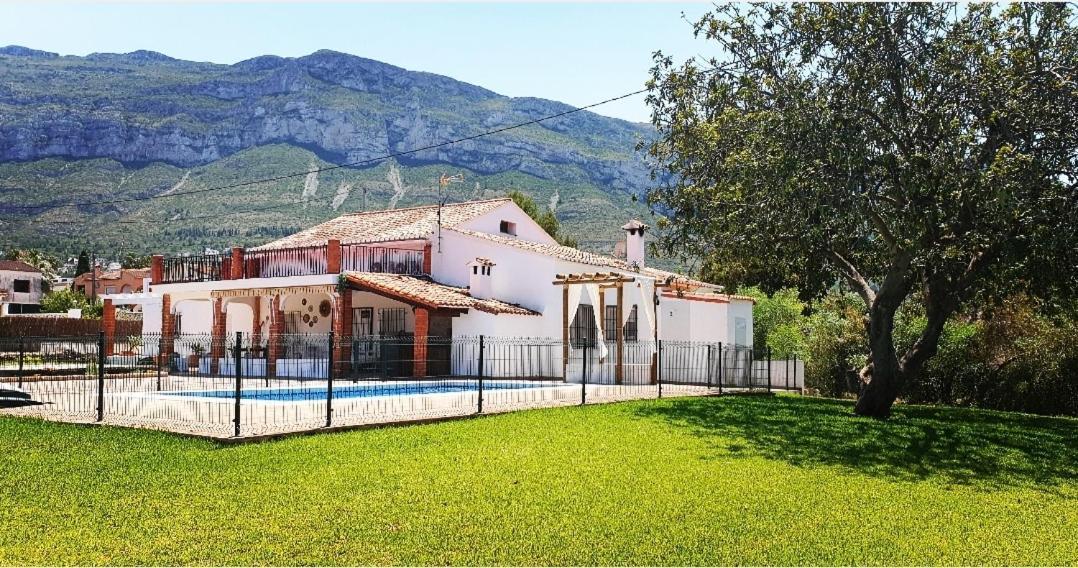 Chalet Cami de Merle Dénia Buitenkant foto